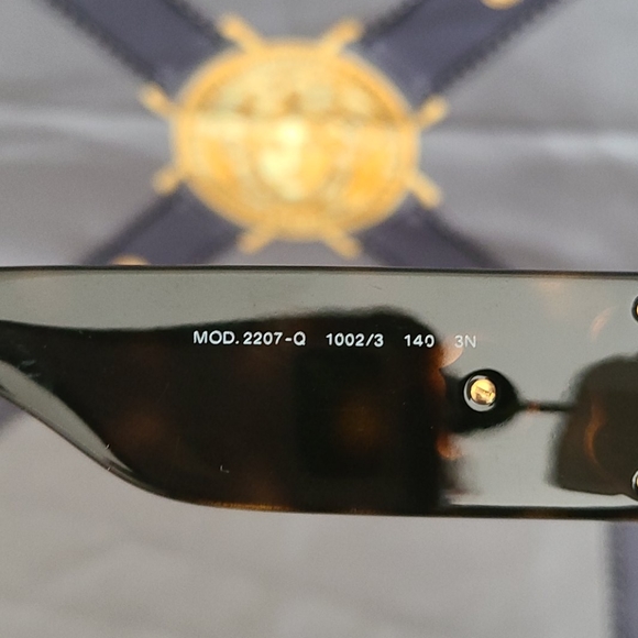 💯% GENUINE VERSACE UNISEX LOGO FRAME SUNGLASSES - Picture 14 of 16